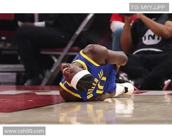 篮网与雄鹿激战正酣微博热议球星表现与战术分析 篮网与雄鹿激战正酣微博热议球星表现与战术分析